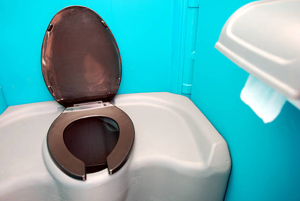 Portable bathroom rental in Palestine, IL
